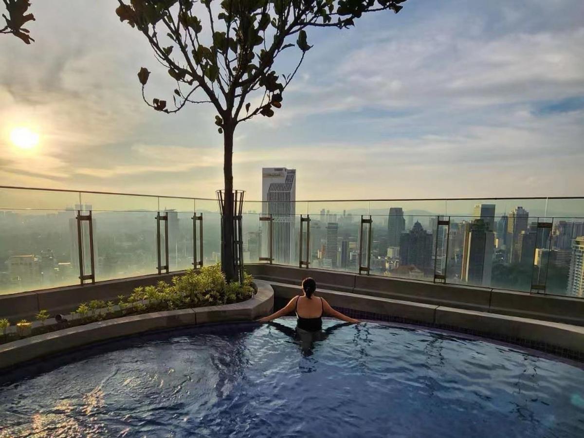 Skyline View In Bukit Bintang The Robertson 42F Apartment Kuala Lumpur Exterior foto