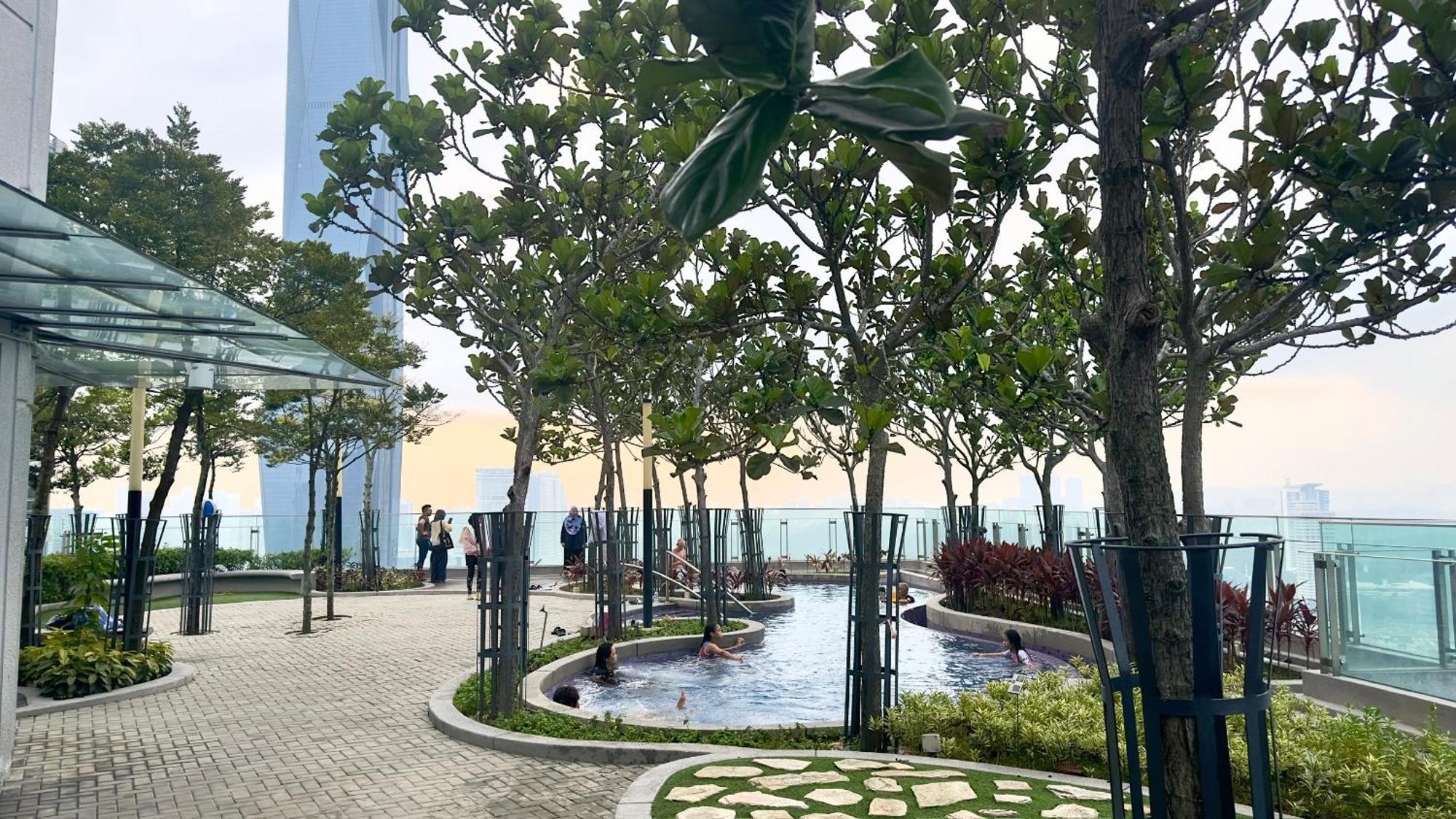 Skyline View In Bukit Bintang The Robertson 42F Apartment Kuala Lumpur Exterior foto